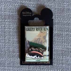Brand New 2011 WDI Disneyland Attraction Poster Grizzly River Run 3D Pin LE 300
